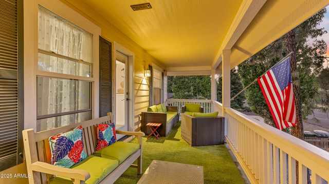 303 W JUNIPER Avenue, Flagstaff, AZ 86001