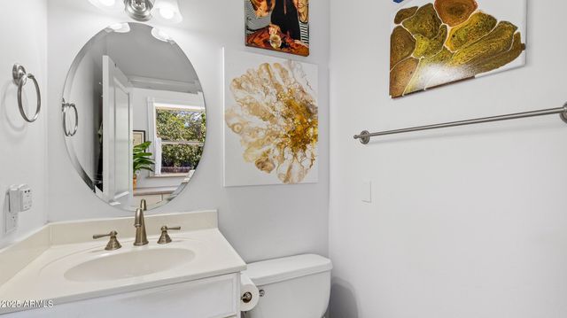 303 W JUNIPER Avenue, Flagstaff, AZ 86001