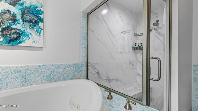 303 W JUNIPER Avenue, Flagstaff, AZ 86001