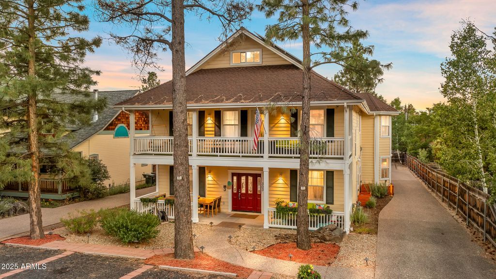 303 W JUNIPER Avenue, Flagstaff, AZ 86001