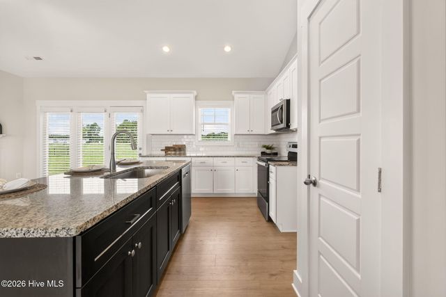 203 Tuscany Circle, Princeton, NC 27569