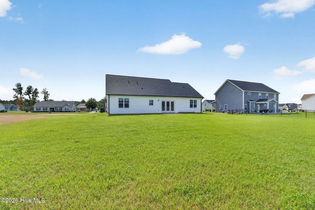 203 Tuscany Circle, Princeton, NC 27569