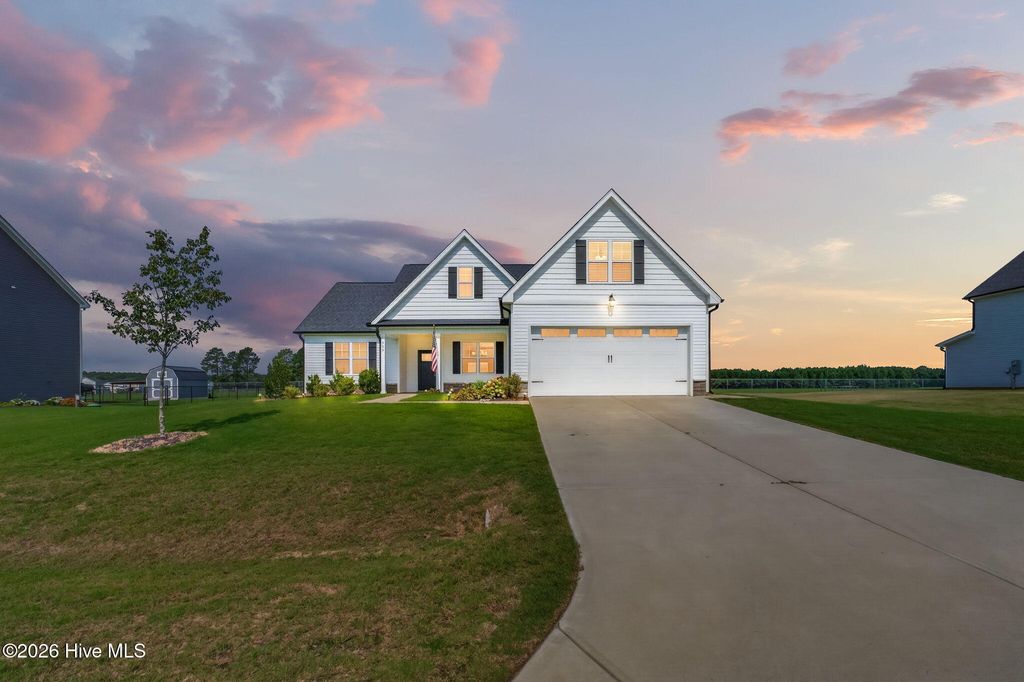 203 Tuscany Circle, Princeton, NC 27569