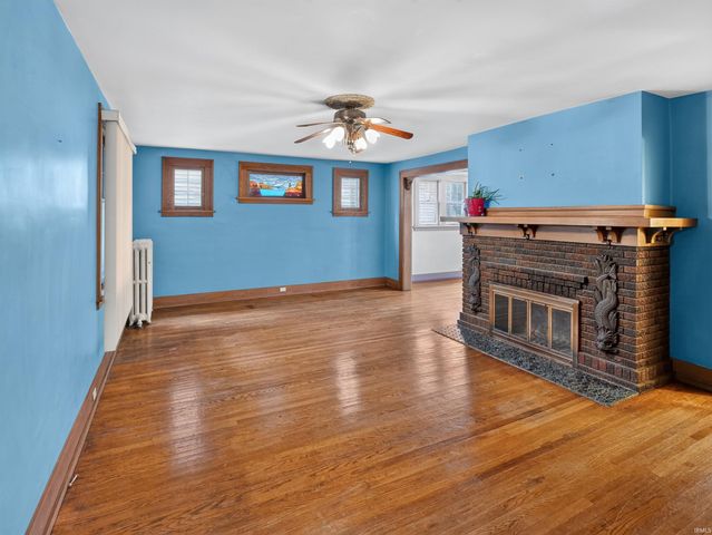 909 W Wildwood Avenue, Fort Wayne, IN 46807