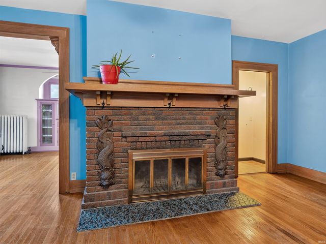 909 W Wildwood Avenue, Fort Wayne, IN 46807