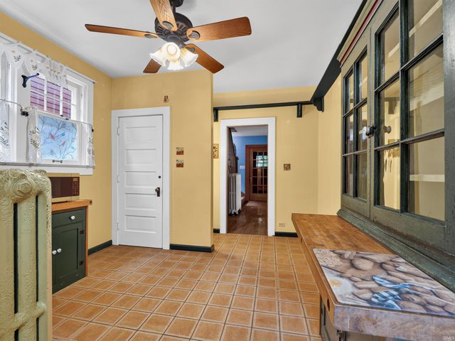 909 W Wildwood Avenue, Fort Wayne, IN 46807