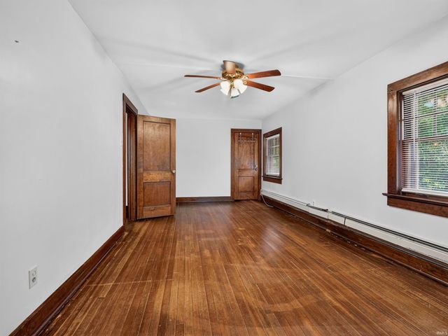 909 W Wildwood Avenue, Fort Wayne, IN 46807