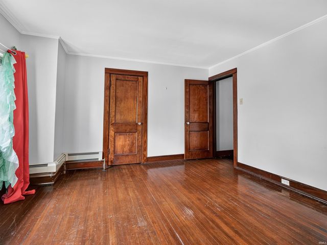 909 W Wildwood Avenue, Fort Wayne, IN 46807