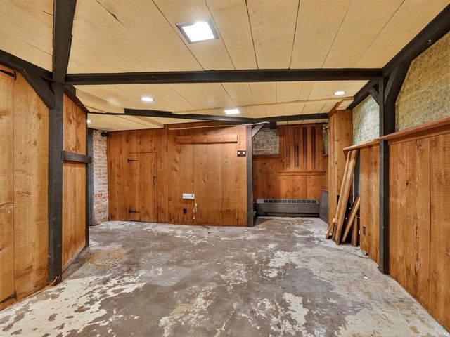 909 W Wildwood Avenue, Fort Wayne, IN 46807