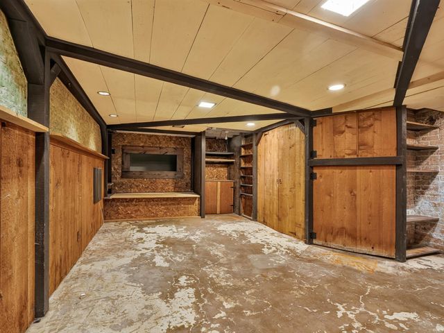 909 W Wildwood Avenue, Fort Wayne, IN 46807