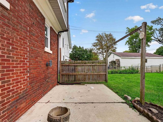 909 W Wildwood Avenue, Fort Wayne, IN 46807