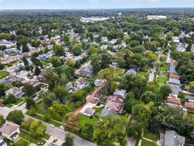909 W Wildwood Avenue, Fort Wayne, IN 46807