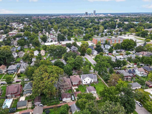 909 W Wildwood Avenue, Fort Wayne, IN 46807