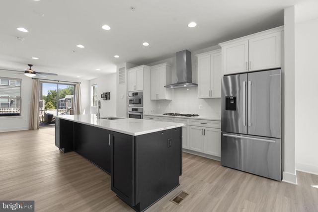 3311 STREAMLET LN, Laurel, MD 20724