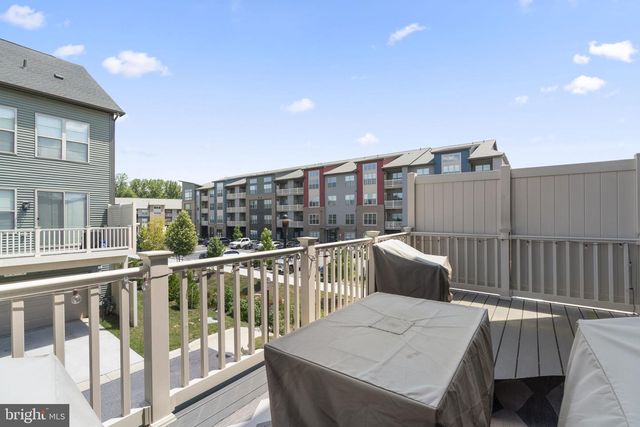 3311 STREAMLET LN, Laurel, MD 20724