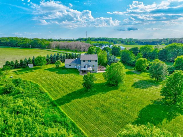347 S Glover Road, Troy Twp, WI 54022