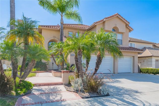 22661 White Oaks, Mission Viejo, CA 92692