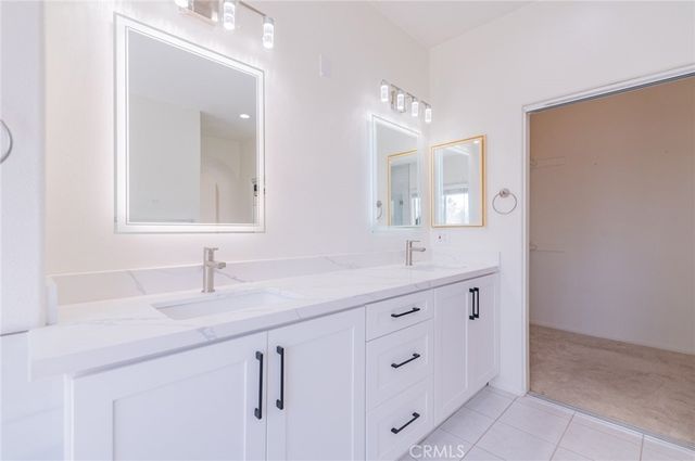 22661 White Oaks, Mission Viejo, CA 92692