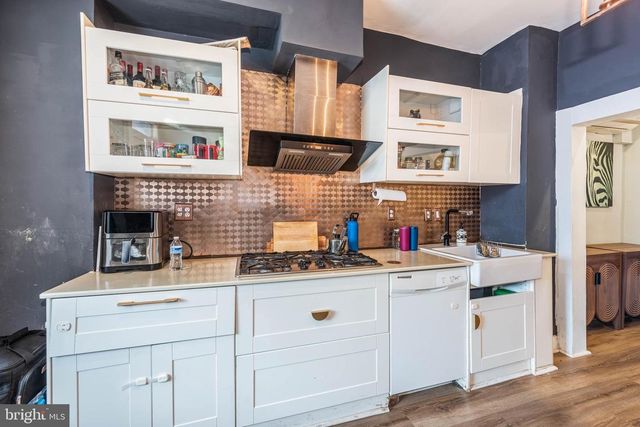 910 N MONTFORD AVE, Baltimore, MD 21205