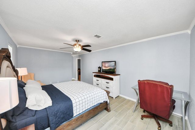 5810 Wanakah Drive, Houston, TX 77069