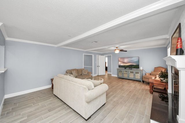 5810 Wanakah Drive, Houston, TX 77069