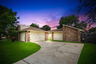 16807 Selder Drive, Friendswood, TX 77546