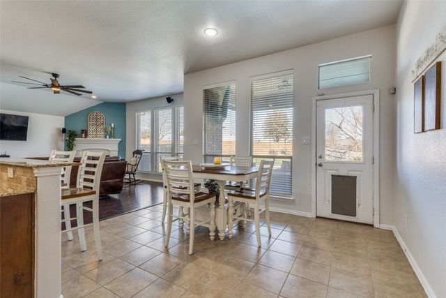 11564 Round Leaf Drive, Fort Worth, TX 76244