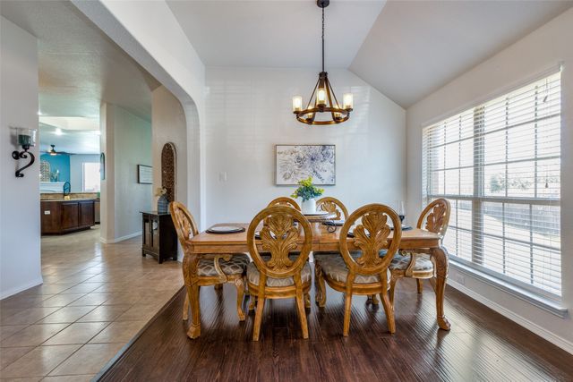 11564 Round Leaf Drive, Fort Worth, TX 76244