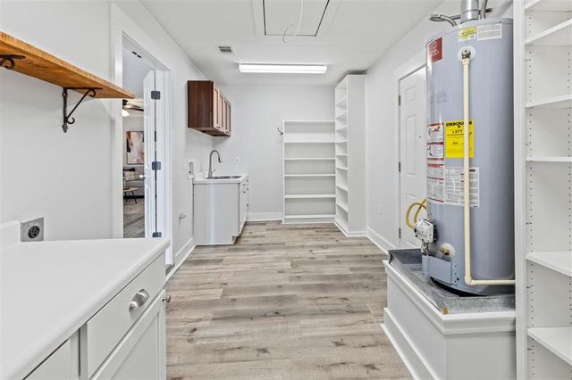 2520 Oak Cliff Street, Lake Charles, LA 70607