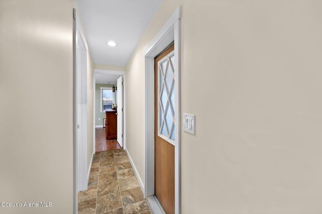 9140 N Starr LOOP, Hayden, ID 83835