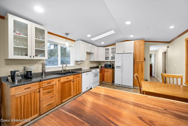 9140 N Starr LOOP, Hayden, ID 83835