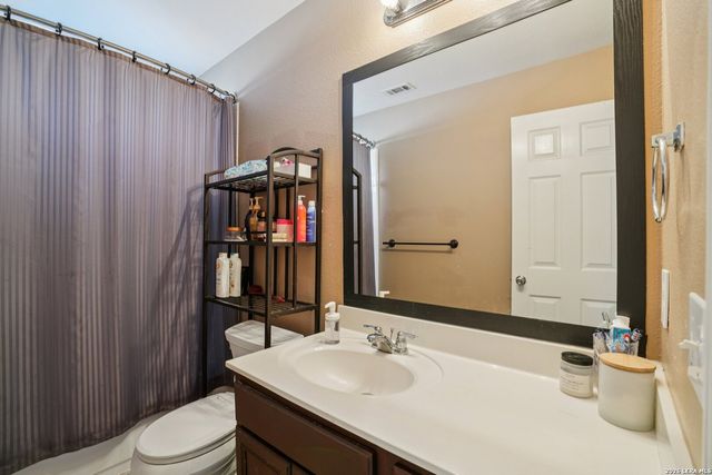 545 Celtic Ash, Schertz, TX 78108