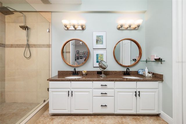 190 BANYAN BAY DRIVE, St Petersburg, FL 33705