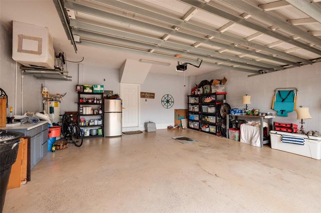 190 BANYAN BAY DRIVE, St Petersburg, FL 33705