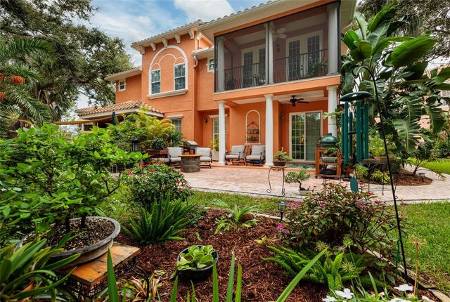 190 BANYAN BAY DRIVE, St Petersburg, FL 33705