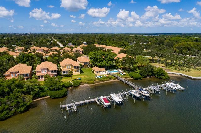 190 BANYAN BAY DRIVE, St Petersburg, FL 33705