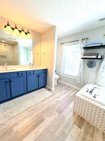 845 E Alexis Way, Bloomington, IN 47401