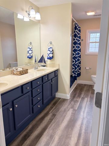 845 E Alexis Way, Bloomington, IN 47401