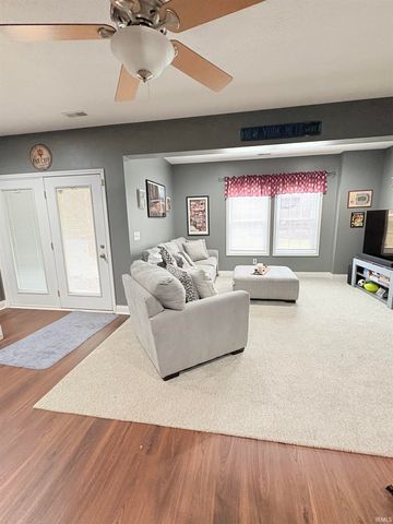 845 E Alexis Way, Bloomington, IN 47401