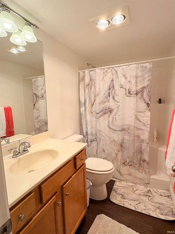 845 E Alexis Way, Bloomington, IN 47401