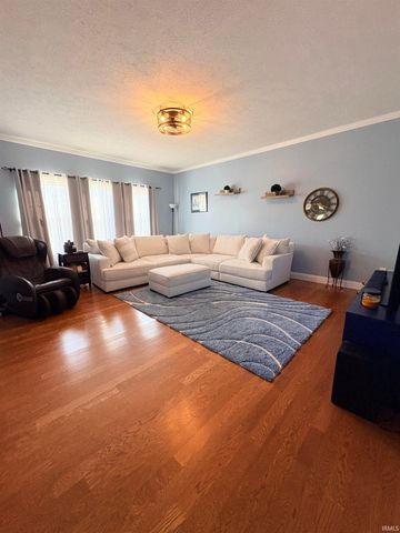 845 E Alexis Way, Bloomington, IN 47401