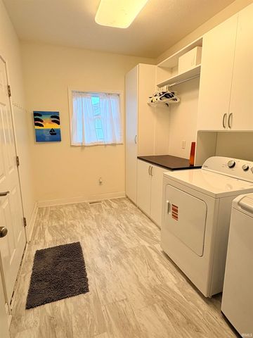 845 E Alexis Way, Bloomington, IN 47401