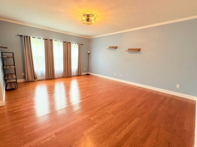 845 E Alexis Way, Bloomington, IN 47401