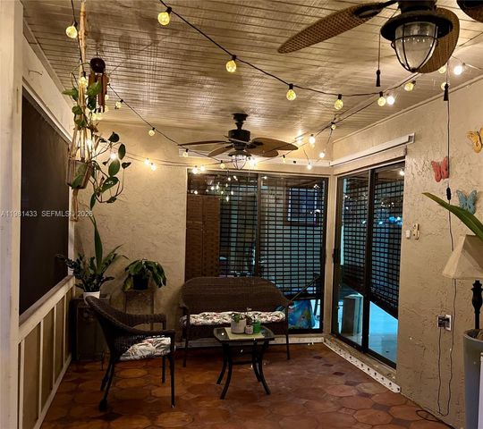 5119 SW 153rd Pl N, Miami, FL 33185