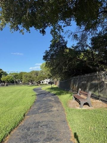 5119 SW 153rd Pl N, Miami, FL 33185