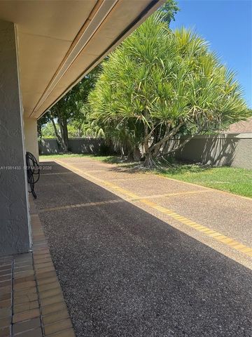 5119 SW 153rd Pl N, Miami, FL 33185