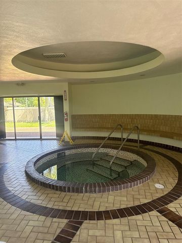 5119 SW 153rd Pl N, Miami, FL 33185