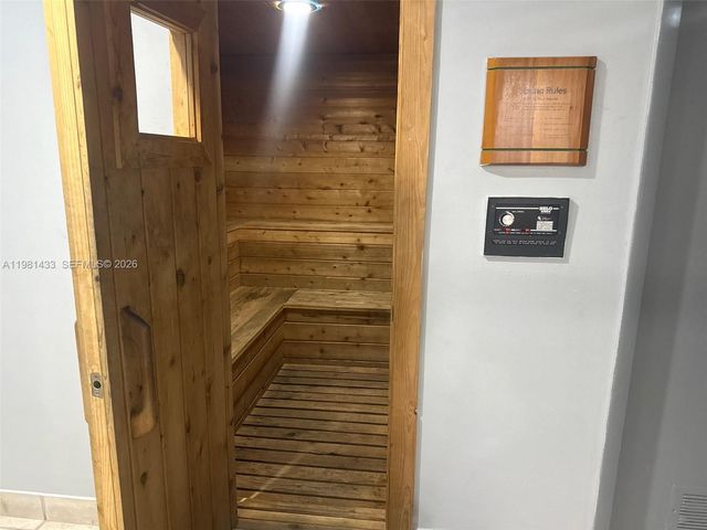 5119 SW 153rd Pl N, Miami, FL 33185