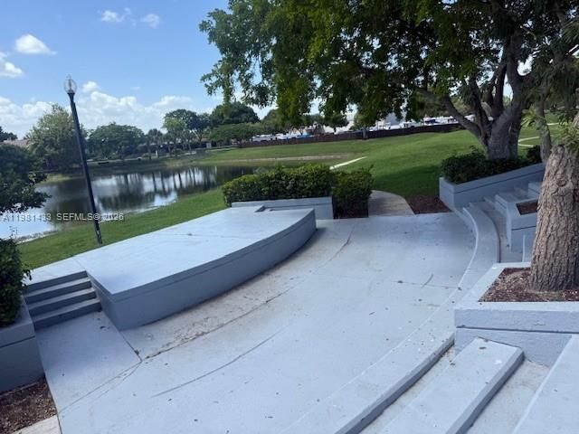 5119 SW 153rd Pl N, Miami, FL 33185