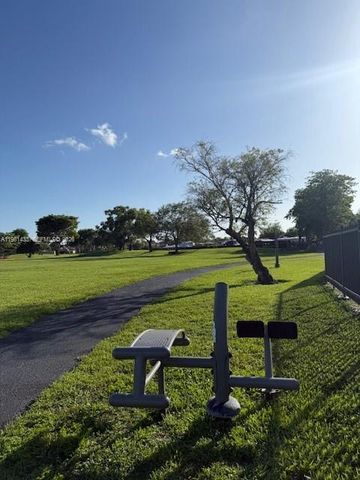 5119 SW 153rd Pl N, Miami, FL 33185